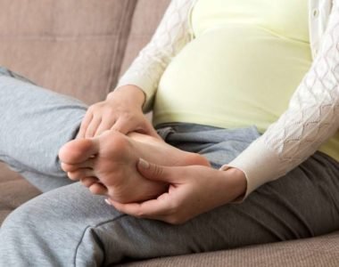 Relief with Home Remedies for Swollen Feet During Pregnancy - HealThyRam - Blog