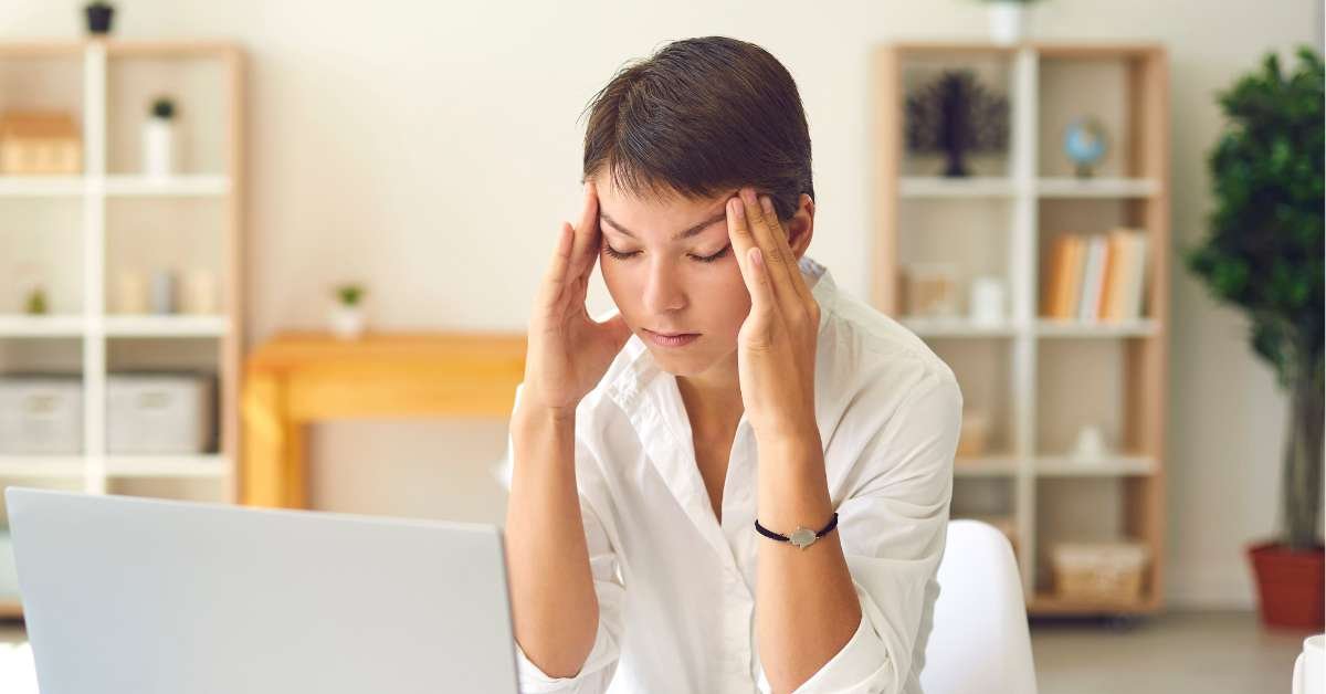 18 Natural Remedies to Kick Headaches to the Curb