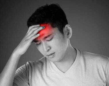 18 Remedies to Get Rid of Headaches Naturally - HealThyRam