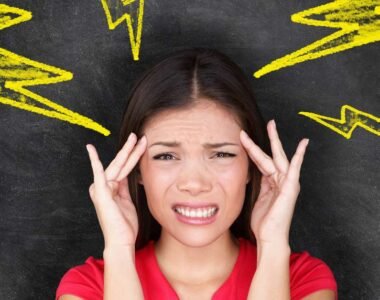 Headache No More - 21 Natural Remedies To Prevent and Treat Headaches - HealThyRam