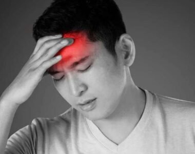 18 Remedies to Get Rid of Headaches Naturally