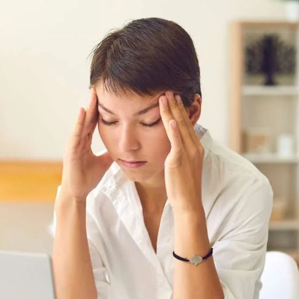 18 Natural Remedies to Kick Headaches to the Curb